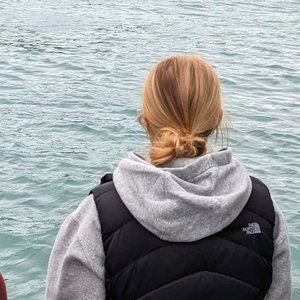 Meet your Posher, Julianne